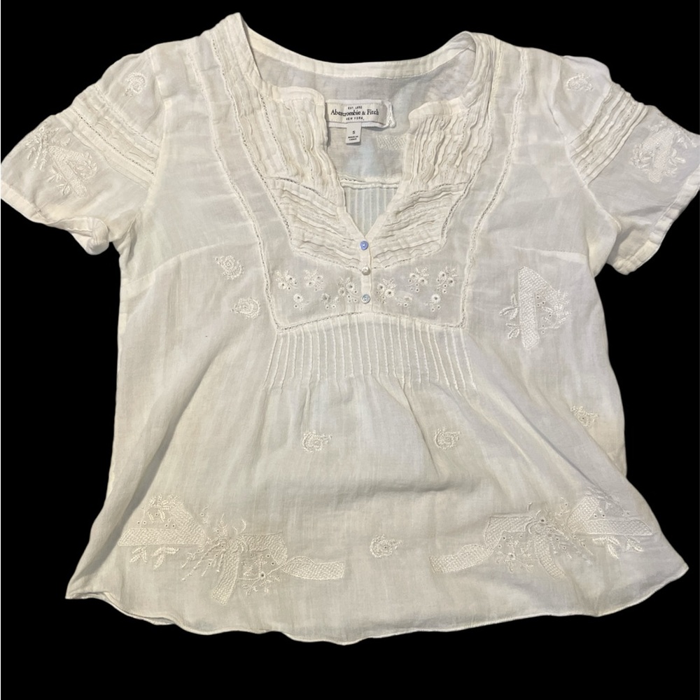 Abercrombie & Fitch Cream Embroidered Blouse